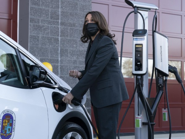 Washington County Invests in Electric Vehicle Charging&nbsp;Infrastructure